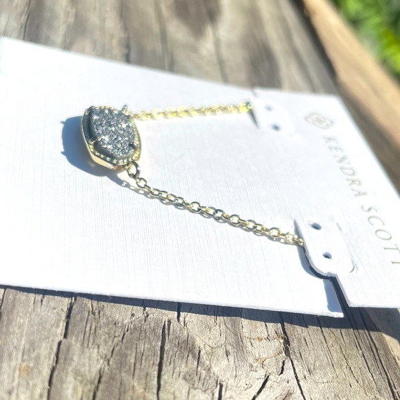 ๐
๐
๐ธ๐ต๐
๐ธ๐ด๐
!! Elisa Pendant Necklace in Platinum Drusy โกThe TAYLOR SWIFT - Picture 4 of 7